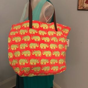 Crown and Ivy elephant bag NWOT